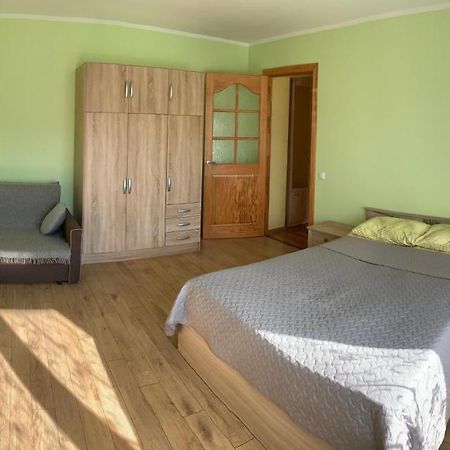Jaukus Butas Apartment Anyksciai Exterior photo